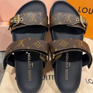 Louis Vuitton Bom Dia Flat Comfort Mule Slide Monogram Slides size 38 Authentic